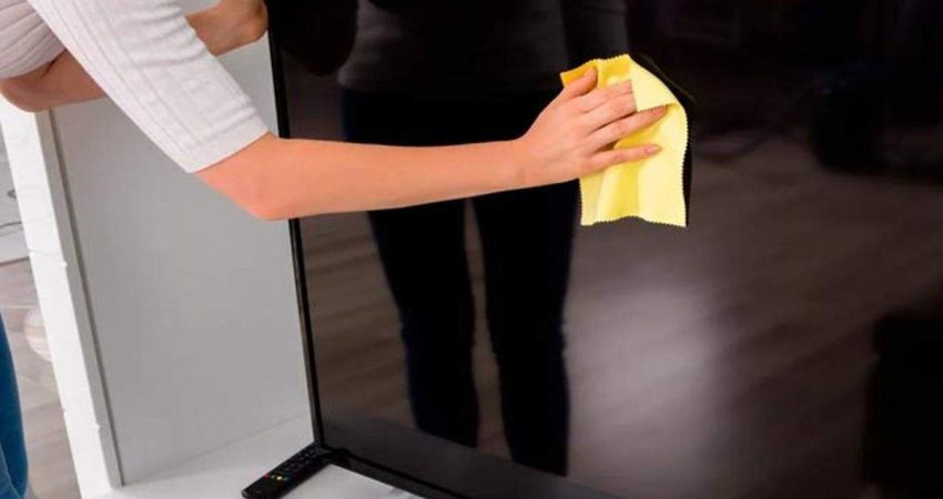 Dark spots can come in TV even after cleaning, remove it in 6 ways, the device will shine brightly