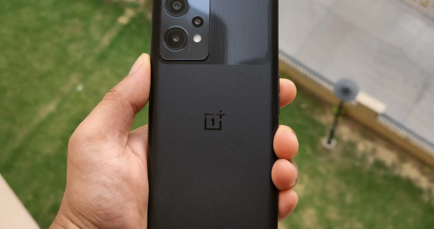 OnePlus will change the balance with its new price / performance phone!